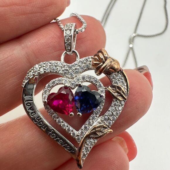 NIB Sterling silver, possibly gold plated, heart necklace with cz diamonds! - Picture 3 of 13